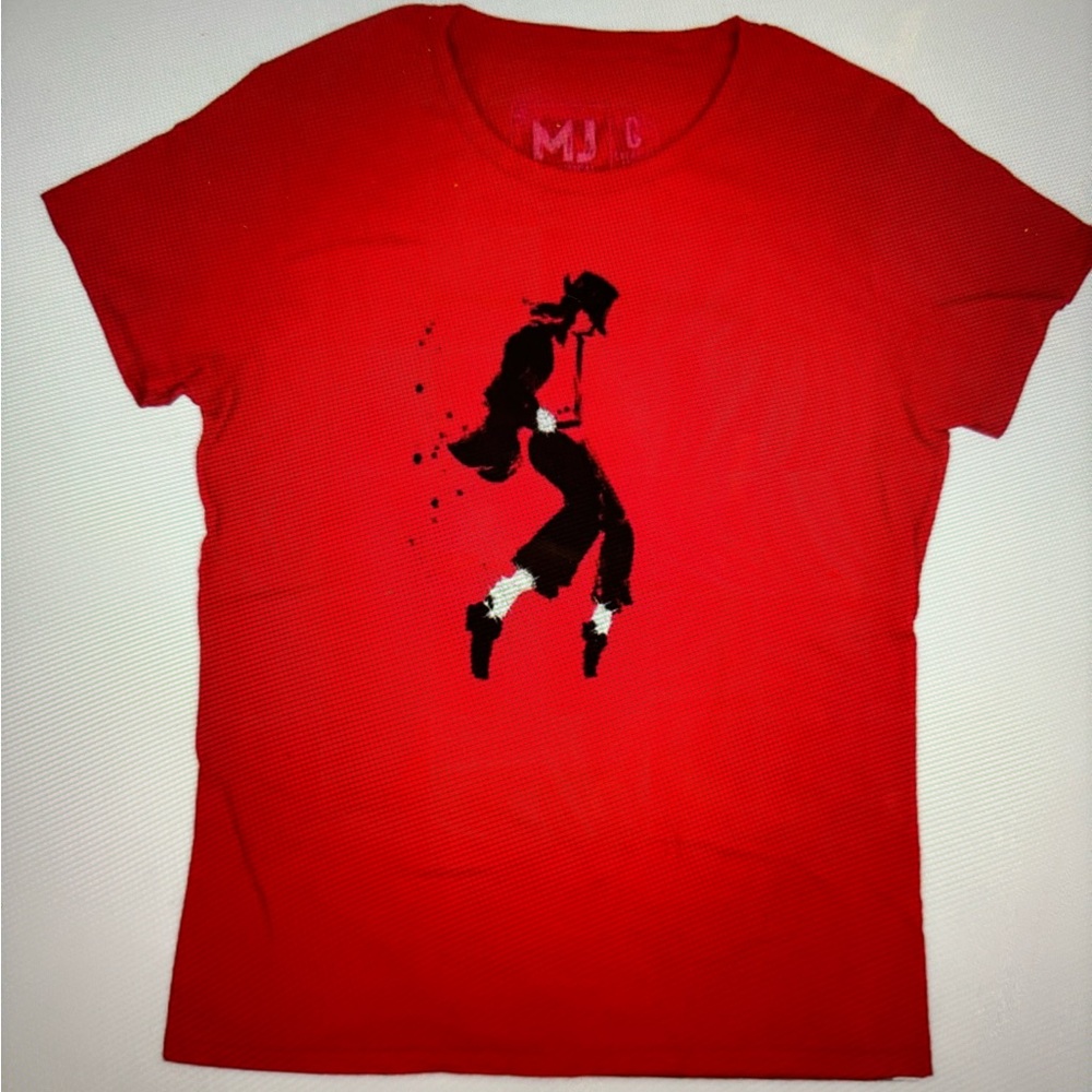 MJ THE MUSICAL Fitted Logo Tee - Red